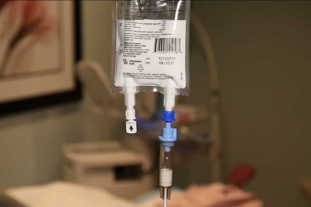 IV bag of intralipids